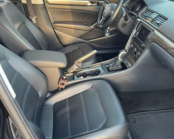 Черный Фольксваген Пассат, объемом двигателя 2 л и пробегом 149 тыс. км за 13700 $, фото 13 на Automoto.ua