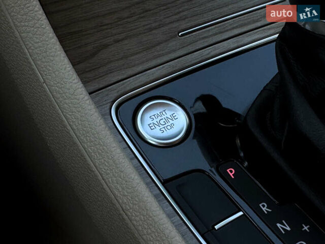 Чорний Фольксваген Пассат, об'ємом двигуна 1.8 л та пробігом 72 тис. км за 15500 $, фото 28 на Automoto.ua