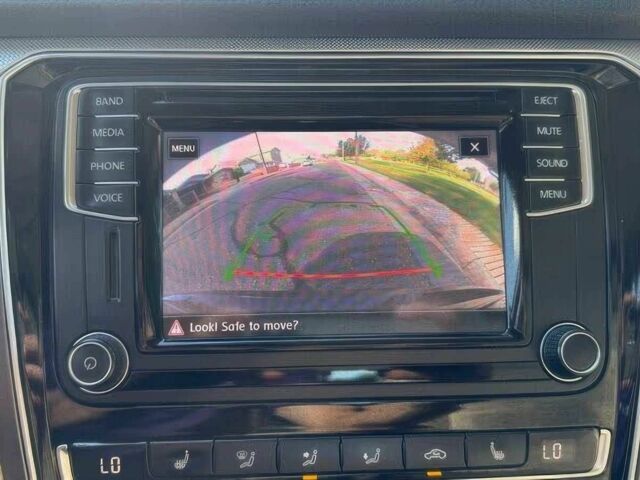 Черный Фольксваген Пассат, объемом двигателя 1.8 л и пробегом 50 тыс. км за 5700 $, фото 9 на Automoto.ua