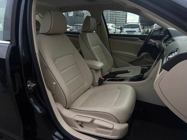 Чорний Фольксваген Пассат, об'ємом двигуна 2 л та пробігом 154 тис. км за 14700 $, фото 21 на Automoto.ua