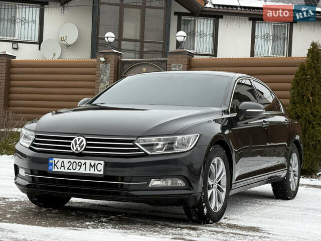 Черный Фольксваген Пассат, объемом двигателя 1.6 л и пробегом 313 тыс. км за 12500 $, фото 2 на Automoto.ua