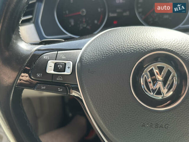 Черный Фольксваген Пассат, объемом двигателя 1.97 л и пробегом 290 тыс. км за 17299 $, фото 20 на Automoto.ua