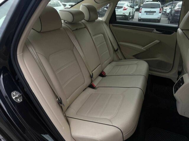 Чорний Фольксваген Пассат, об'ємом двигуна 2 л та пробігом 154 тис. км за 14700 $, фото 22 на Automoto.ua