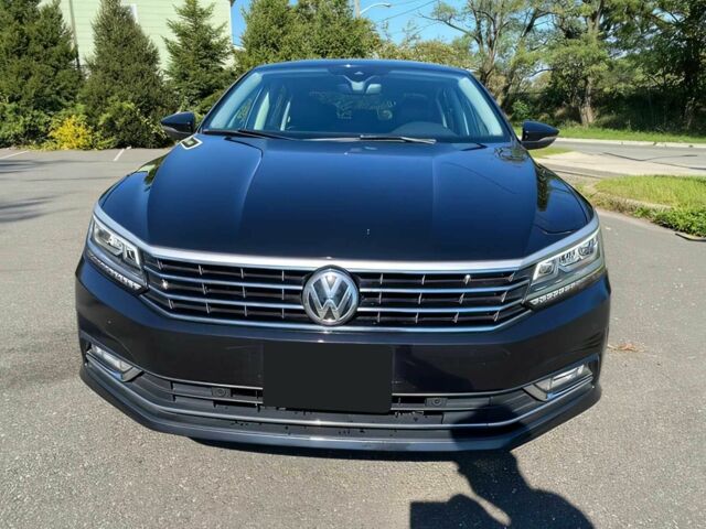 Черный Фольксваген Пассат, объемом двигателя 1.8 л и пробегом 58 тыс. км за 7600 $, фото 1 на Automoto.ua