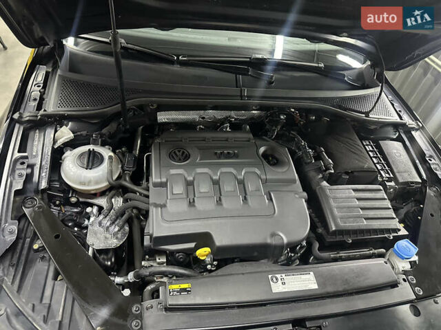 Чорний Фольксваген Пассат, об'ємом двигуна 1.6 л та пробігом 128 тис. км за 16500 $, фото 4 на Automoto.ua
