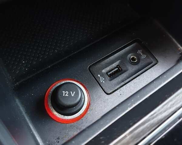 Черный Фольксваген Пассат, объемом двигателя 2 л и пробегом 143 тыс. км за 19300 $, фото 19 на Automoto.ua