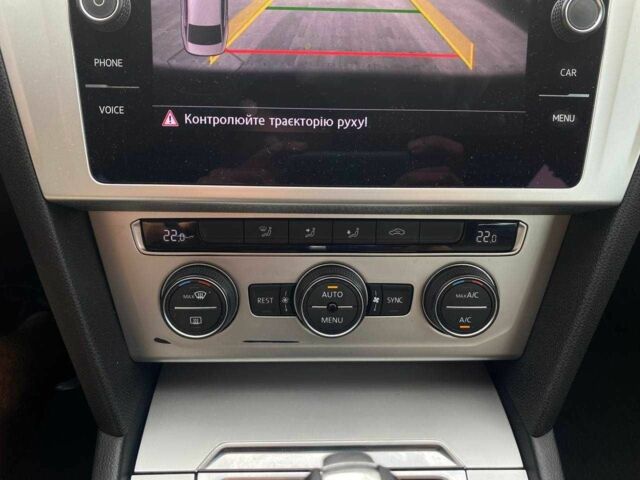 Черный Фольксваген Пассат, объемом двигателя 1.6 л и пробегом 313 тыс. км за 13490 $, фото 15 на Automoto.ua