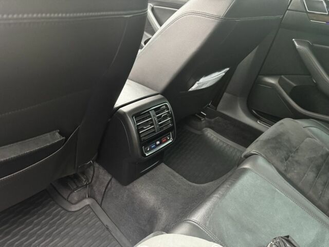 Черный Фольксваген Пассат, объемом двигателя 2 л и пробегом 292 тыс. км за 16900 $, фото 8 на Automoto.ua