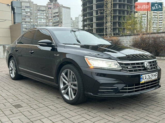 Черный Фольксваген Пассат, объемом двигателя 1.8 л и пробегом 127 тыс. км за 14000 $, фото 10 на Automoto.ua