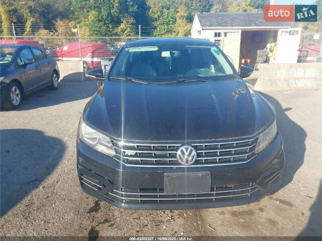 Черный Фольксваген Пассат, объемом двигателя 1.8 л и пробегом 88 тыс. км за 2000 $, фото 11 на Automoto.ua