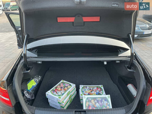 Черный Фольксваген Пассат, объемом двигателя 1.97 л и пробегом 212 тыс. км за 20000 $, фото 15 на Automoto.ua