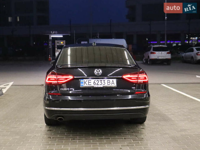 Черный Фольксваген Пассат, объемом двигателя 1.8 л и пробегом 140 тыс. км за 15799 $, фото 11 на Automoto.ua