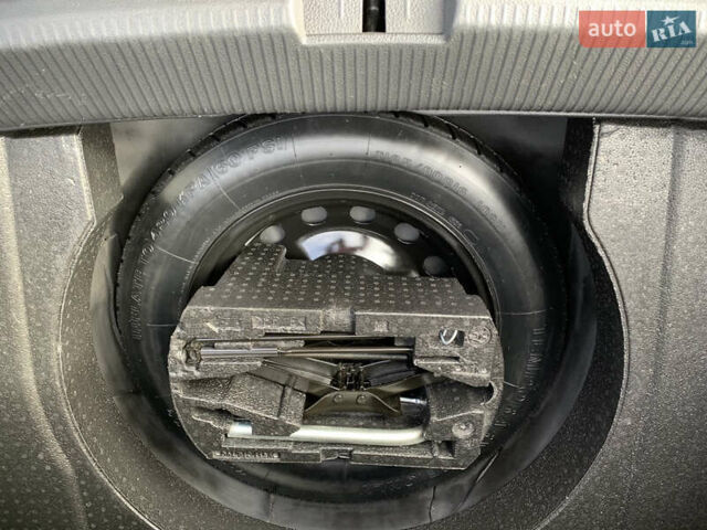 Черный Фольксваген Пассат, объемом двигателя 2 л и пробегом 261 тыс. км за 13200 $, фото 9 на Automoto.ua