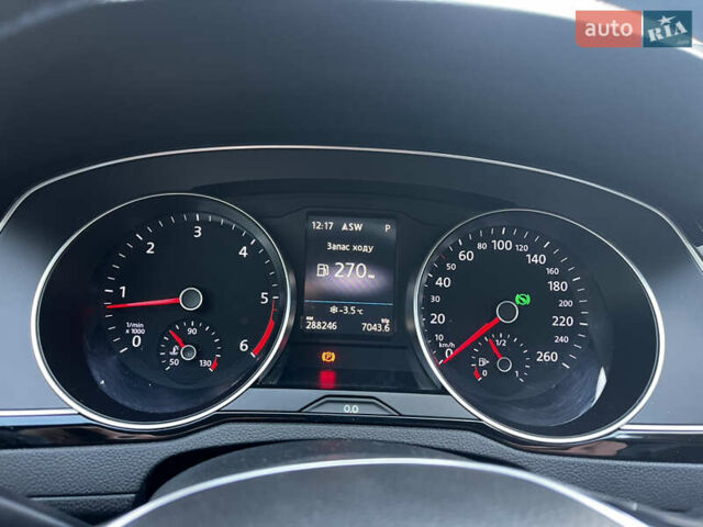Черный Фольксваген Пассат, объемом двигателя 1.6 л и пробегом 288 тыс. км за 13400 $, фото 24 на Automoto.ua