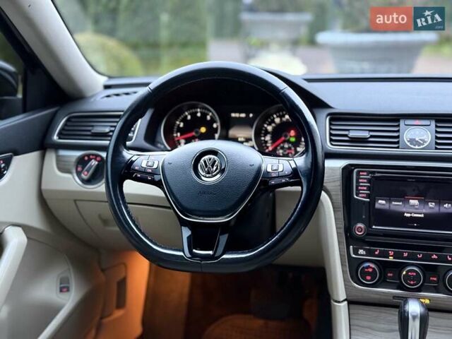 Чорний Фольксваген Пассат, об'ємом двигуна 1.8 л та пробігом 149 тис. км за 13900 $, фото 62 на Automoto.ua