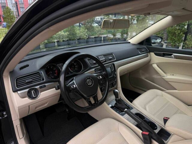 Чорний Фольксваген Пассат, об'ємом двигуна 2 л та пробігом 154 тис. км за 14700 $, фото 14 на Automoto.ua