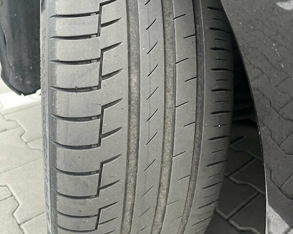 Чорний Фольксваген Пассат, об'ємом двигуна 1.8 л та пробігом 267 тис. км за 14800 $, фото 30 на Automoto.ua