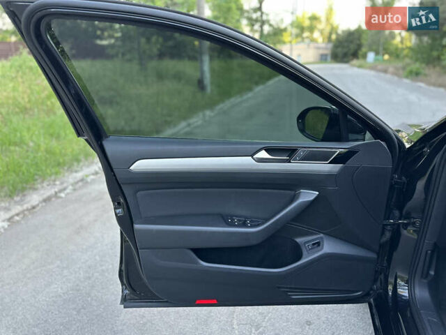 Чорний Фольксваген Пассат, об'ємом двигуна 1.97 л та пробігом 280 тис. км за 16500 $, фото 10 на Automoto.ua