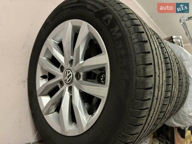 Чорний Фольксваген Пассат, об'ємом двигуна 1.97 л та пробігом 207 тис. км за 17900 $, фото 13 на Automoto.ua