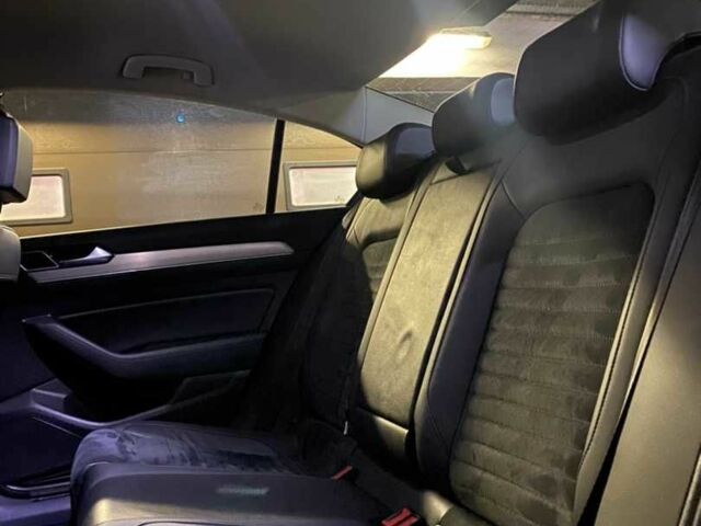 Чорний Фольксваген Пассат, об'ємом двигуна 1.8 л та пробігом 190 тис. км за 17000 $, фото 6 на Automoto.ua