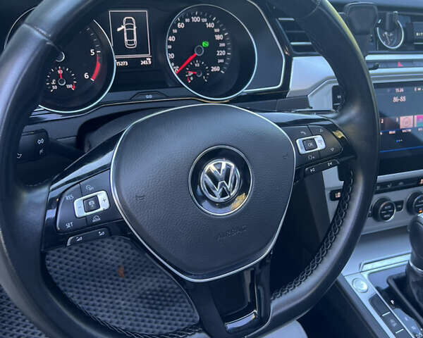 Черный Фольксваген Пассат, объемом двигателя 1.6 л и пробегом 222 тыс. км за 16000 $, фото 14 на Automoto.ua