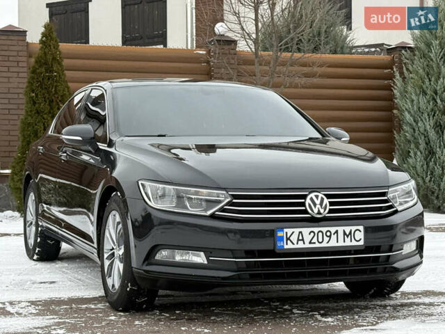 Черный Фольксваген Пассат, объемом двигателя 1.6 л и пробегом 313 тыс. км за 12500 $, фото 11 на Automoto.ua
