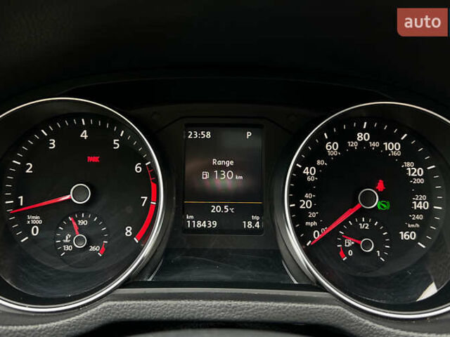 Черный Фольксваген Пассат, объемом двигателя 1.8 л и пробегом 100 тыс. км за 13999 $, фото 18 на Automoto.ua