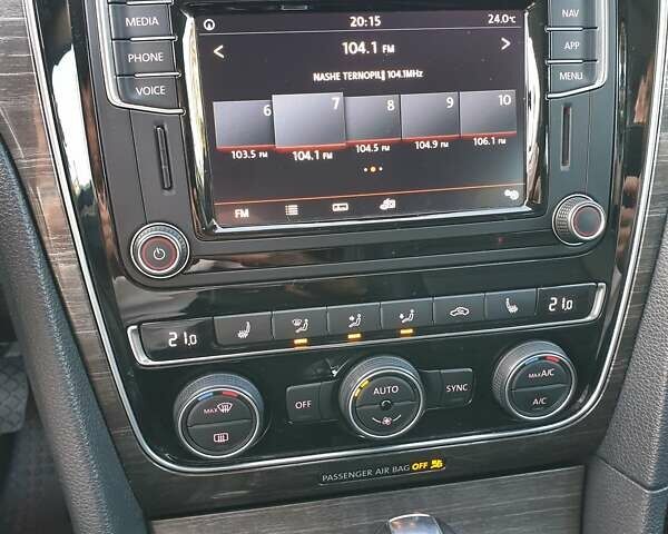 Черный Фольксваген Пассат, объемом двигателя 2 л и пробегом 143 тыс. км за 19300 $, фото 24 на Automoto.ua