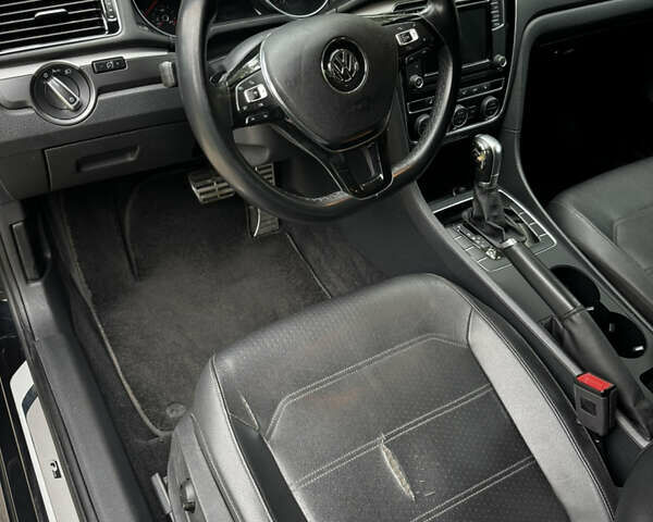 Чорний Фольксваген Пассат, об'ємом двигуна 2 л та пробігом 111 тис. км за 16200 $, фото 7 на Automoto.ua