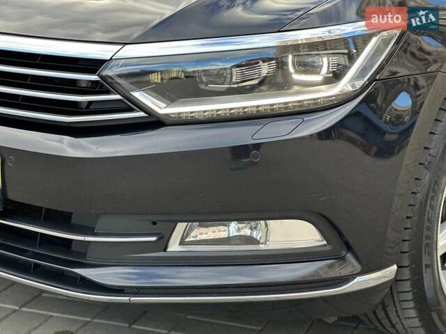 Черный Фольксваген Пассат, объемом двигателя 2 л и пробегом 181 тыс. км за 21990 $, фото 16 на Automoto.ua