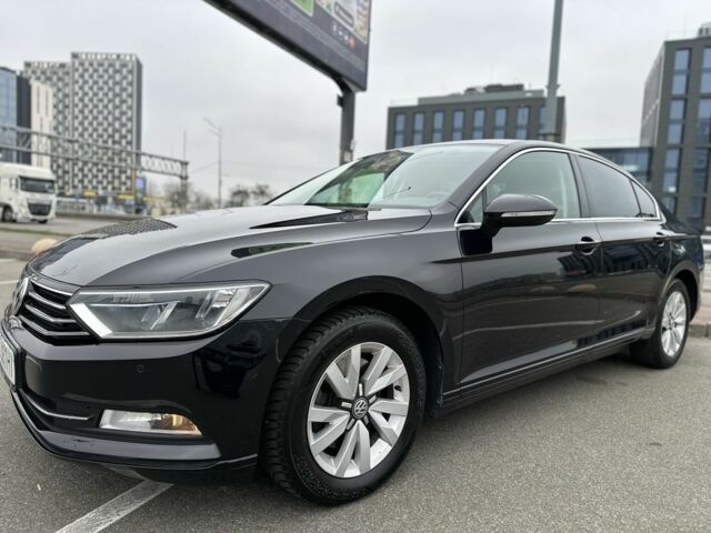 Черный Фольксваген Пассат, объемом двигателя 1.6 л и пробегом 128 тыс. км за 16300 $, фото 1 на Automoto.ua