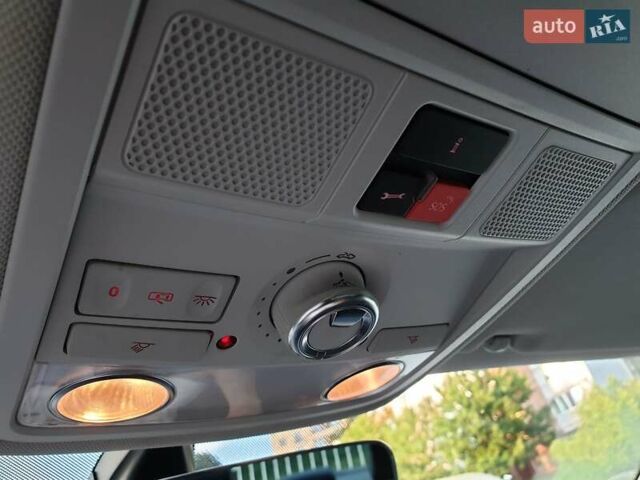 Черный Фольксваген Пассат, объемом двигателя 2 л и пробегом 143 тыс. км за 19300 $, фото 26 на Automoto.ua