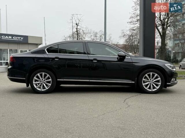 Чорний Фольксваген Пассат, об'ємом двигуна 1.8 л та пробігом 117 тис. км за 20700 $, фото 7 на Automoto.ua