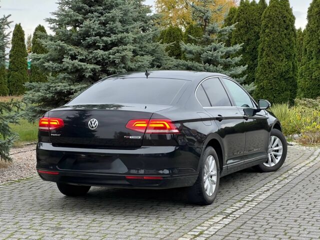 Чорний Фольксваген Пассат, об'ємом двигуна 1.6 л та пробігом 56 тис. км за 13000 $, фото 2 на Automoto.ua