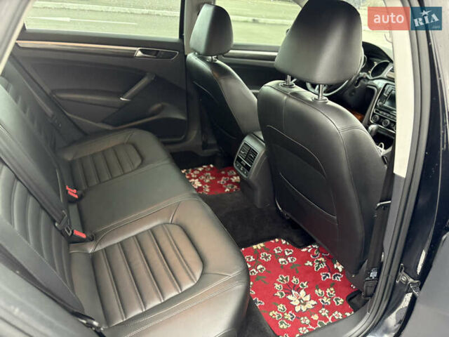 Черный Фольксваген Пассат, объемом двигателя 1.8 л и пробегом 146 тыс. км за 13500 $, фото 11 на Automoto.ua