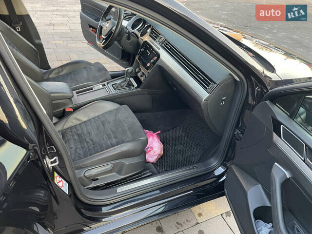 Черный Фольксваген Пассат, объемом двигателя 1.97 л и пробегом 212 тыс. км за 20000 $, фото 10 на Automoto.ua