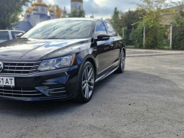 Чорний Фольксваген Пассат, об'ємом двигуна 1 л та пробігом 121 тис. км за 15500 $, фото 2 на Automoto.ua