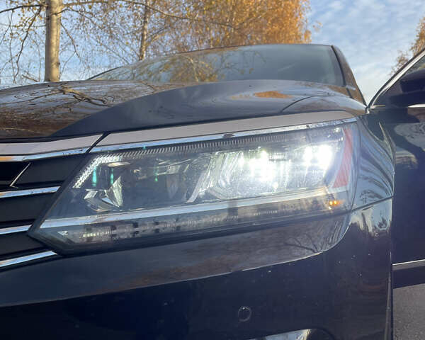 Чорний Фольксваген Пассат, об'ємом двигуна 1.8 л та пробігом 127 тис. км за 15700 $, фото 13 на Automoto.ua