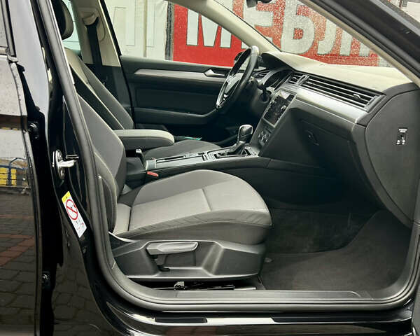 Черный Фольксваген Пассат, объемом двигателя 1.97 л и пробегом 306 тыс. км за 14750 $, фото 58 на Automoto.ua