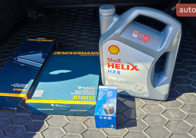 Черный Фольксваген Пассат, объемом двигателя 1.8 л и пробегом 149 тыс. км за 12500 $, фото 30 на Automoto.ua