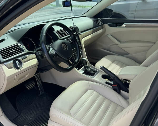 Черный Фольксваген Пассат, объемом двигателя 2 л и пробегом 69 тыс. км за 18500 $, фото 9 на Automoto.ua