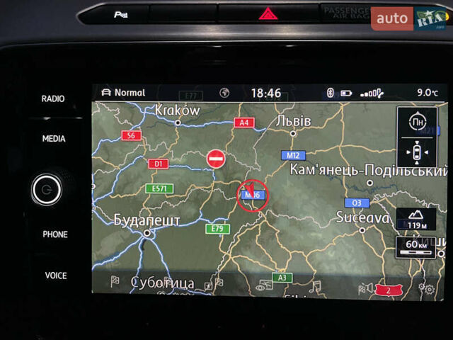 Черный Фольксваген Пассат, объемом двигателя 1.97 л и пробегом 212 тыс. км за 20000 $, фото 20 на Automoto.ua