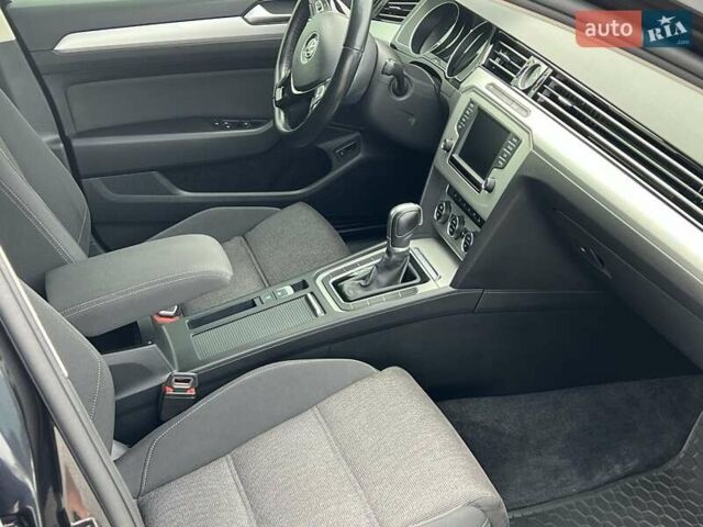 Чорний Фольксваген Пассат, об'ємом двигуна 1.97 л та пробігом 135 тис. км за 20000 $, фото 14 на Automoto.ua