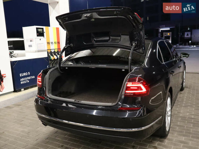 Черный Фольксваген Пассат, объемом двигателя 1.8 л и пробегом 140 тыс. км за 15799 $, фото 13 на Automoto.ua