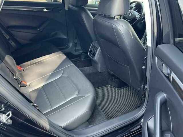 Черный Фольксваген Пассат, объемом двигателя 2 л и пробегом 80 тыс. км за 9000 $, фото 8 на Automoto.ua