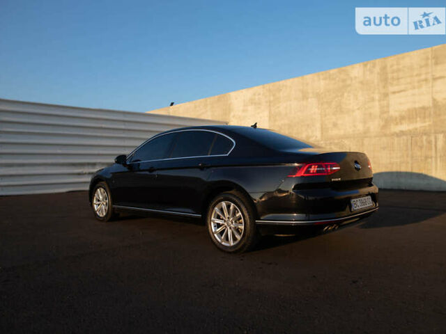 Черный Фольксваген Пассат, объемом двигателя 1.8 л и пробегом 110 тыс. км за 23500 $, фото 5 на Automoto.ua