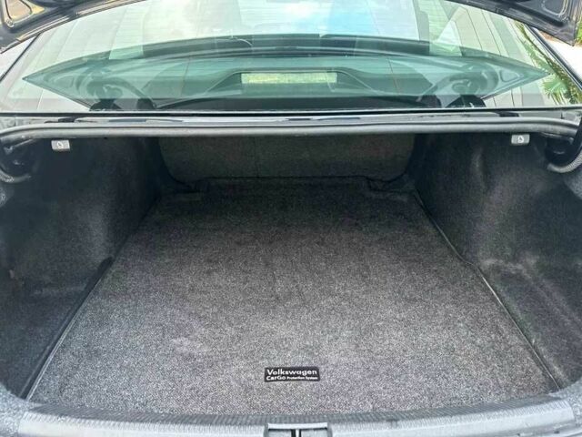 Черный Фольксваген Пассат, объемом двигателя 2 л и пробегом 75 тыс. км за 2300 $, фото 11 на Automoto.ua