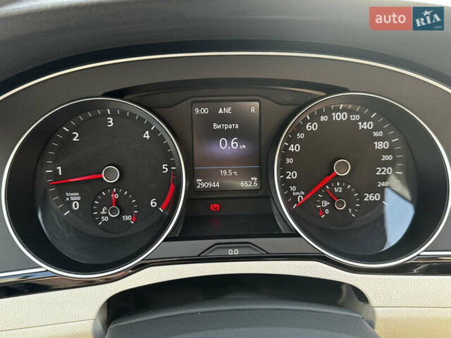 Черный Фольксваген Пассат, объемом двигателя 1.97 л и пробегом 290 тыс. км за 17299 $, фото 19 на Automoto.ua