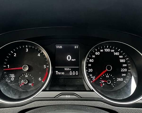Черный Фольксваген Пассат, объемом двигателя 1.97 л и пробегом 179 тыс. км за 18000 $, фото 13 на Automoto.ua