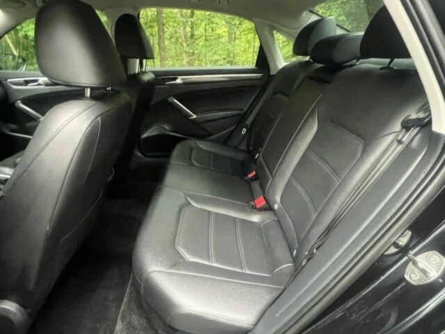 Чорний Фольксваген Пассат, об'ємом двигуна 2 л та пробігом 30 тис. км за 10300 $, фото 11 на Automoto.ua